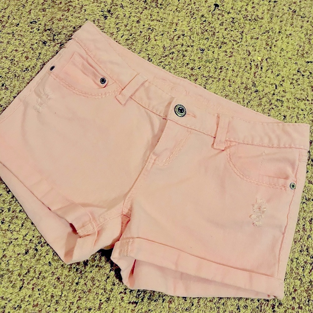 PastelPink blue jean shorts sz 7 NWOT